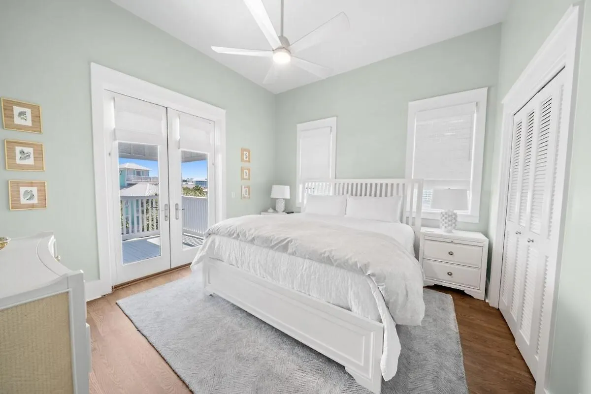 330 Beachside Premium Gulf Front Beach Service Now Included بنما سيتي بيتش