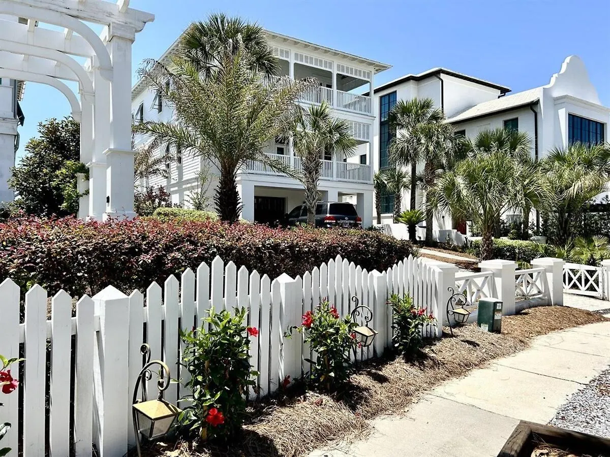 330 Beachside Premium Gulf Front Beach Service Now Included 파나마 시티 펜션